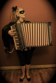 sparrow accordion out
